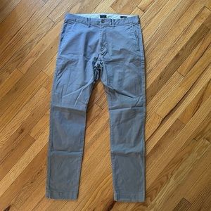 J.Crew Flex Slim men’s gray chino. Size 31x32
